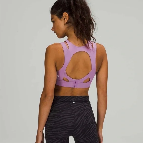 NWOT Lululemon Strong Front Athletic Bra (Sz 10) - Picture 2 of 4